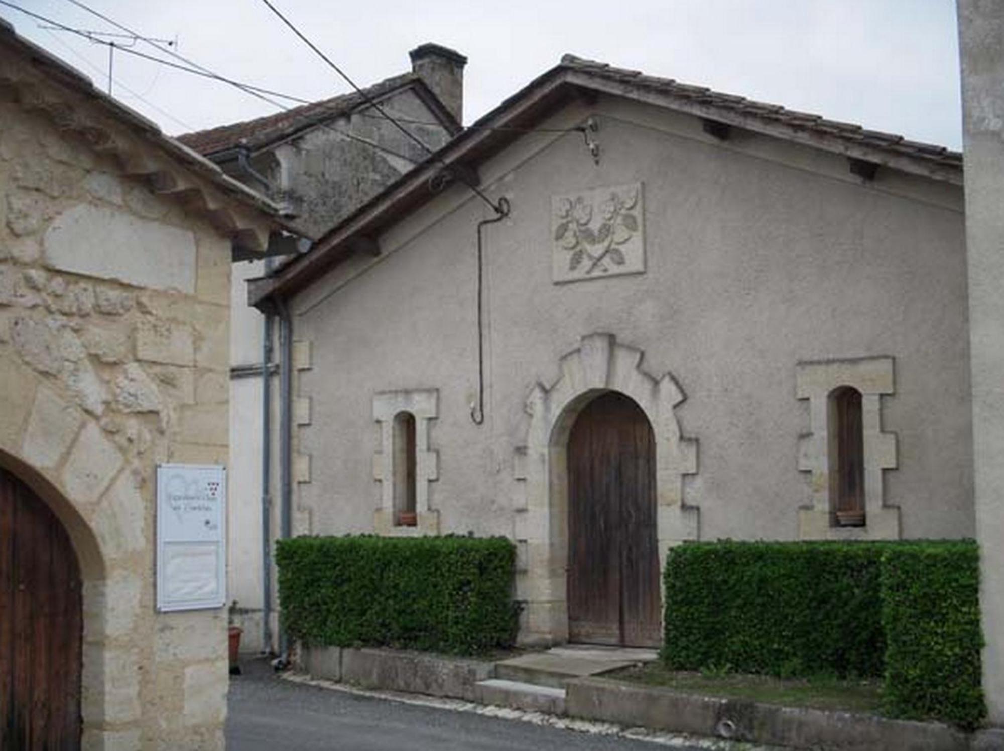 La Maison Des Aurelines Puisseguin Exterior photo
